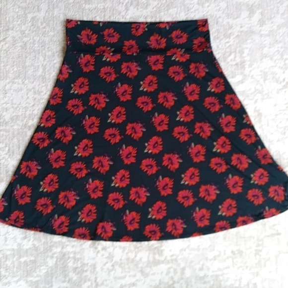 LulaRoe Azure Floral Stried A-Line Skirt 3XL Black Red - Picture 6 of 10